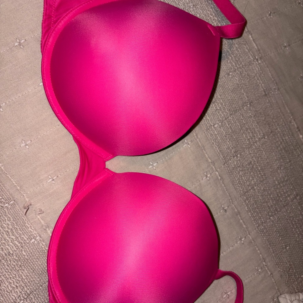 PINK Victoria's Secret Bold Pink Bra